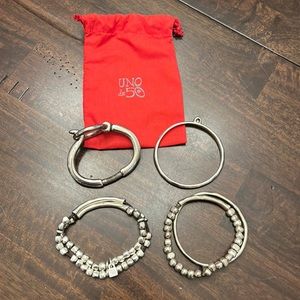 Uno de 50 bracelets